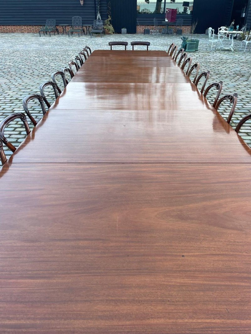 Rare 28 Seater 6 Pilar Antique George III Quality Mahogany Dining Table 72 x 161 x 609 cm - Image 10